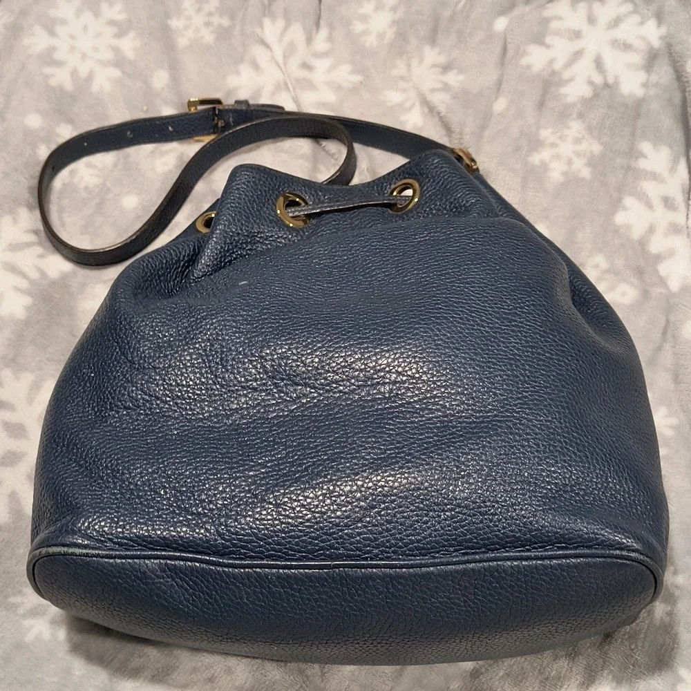 Michael Kors Pebbled Leather Bucket Bag, drawstring, magnetic closure, see pics